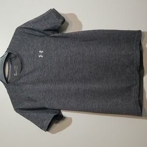 🔰BOGO🆓🔰 EUC Under Armor Fitted Shirt sz Medium